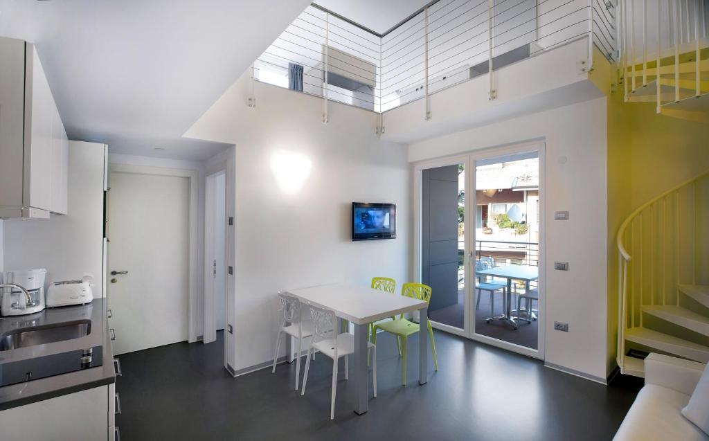 Gardabike Residence Torbole Sul Garda Ruang foto